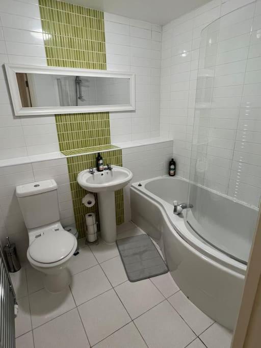 Modern 2 Bedroom Flat Near Glasgow City Centre 외부 사진